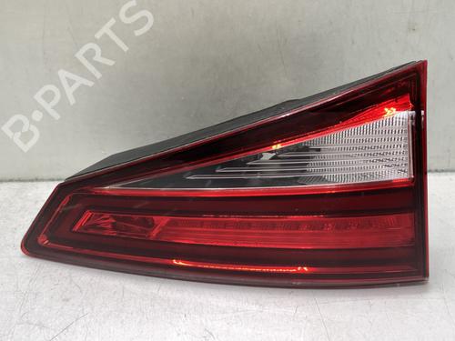 Feu de coffre gauche SEAT ATECA (KH7, KHP) 1.6 TDI (115 hp) 28127258