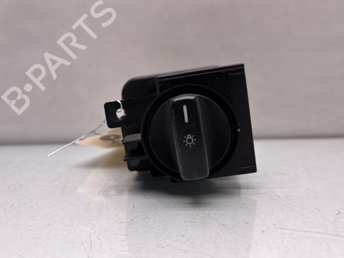 Used Headlight switch MERCEDES-BENZ B-CLASS Sports Tourer (W245) B 200 CDI (245.208) (140 hp) 27355833