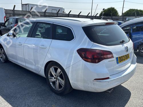 Left front indicator OPEL ASTRA J Sports Tourer (P10) 2.0 CDTI (35) | BP28100366C32  - Image 23