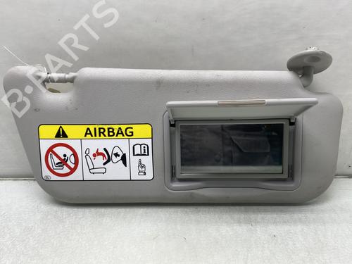 Used Right sun visor TOYOTA YARIS (_P13_) 1.5 Hybrid (NHP130_, NHP130) (101 hp) 23765319