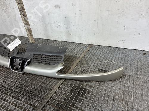Rejilla Rejilla PEUGEOT 206 Hatchback (2A/C) [1998-2012] 37249613 37249613