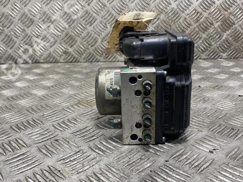 Used ABS pump RENAULT KOLEOS I (HY_) 2.0 dCi (HY0K) (150 hp) 31189528