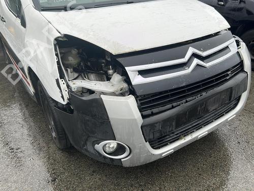 Engine control unit (ECU) CITROËN BERLINGO MULTISPACE (B9) 1.6 HDi 110 | BP21196912M57 