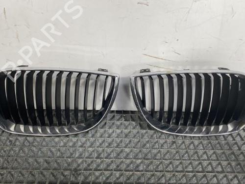 Used Grille BMW 1 (E87) 120 i (150 hp) 20642362