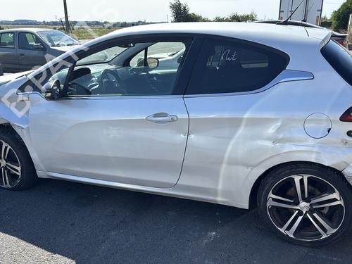 Left front door PEUGEOT 208 I (CA_, CC_) 1.2 THP 110 | BP29339899C2 