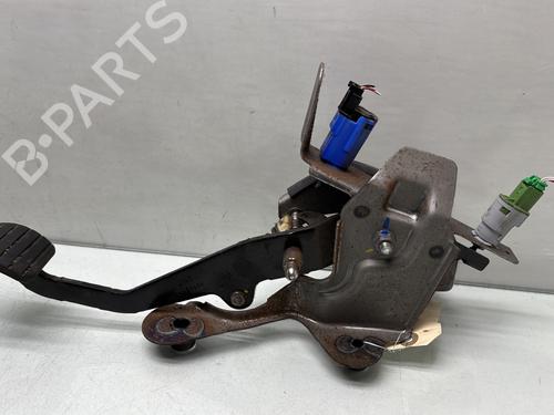 Kupplungspedal für RENAULT CLIO IV (BH_) 1.5 dCi 90 (90 hp) 32389330