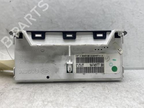 Used Display monitor PEUGEOT 206 Hatchback (2A/C) [1998-2012]  19992492