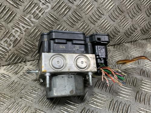 Used ABS pump PEUGEOT 308 II (LB_, LP_, LW_, LH_, L3_) 1.6 BlueHDi 120 (120 hp) 32728776