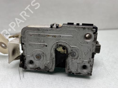Używane Zamek drzwi tylnych prawych RENAULT CLIO II (BB_, CB_) 1.2 (BB0A, BB0F, BB10, BB1K, BB28, BB2D, BB2H, CB0A,... (58 hp) 29706941