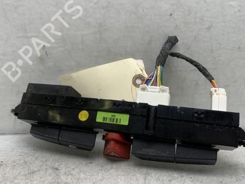 Used Warning switch Warning switch KIA CEE'D Hatchback (ED) 1.6 CRDi 90 (90 hp) 19960380 19960380