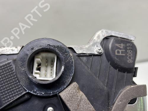 front-right-lock-lexus-is-ii-_e2_-2005-2006-2007-2008-2009-2010-2011-2012-2013-28674030 main image