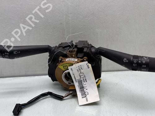 Commodo Essuie Glace / Phare FIAT QUBO (225_) 1.3 D Multijet (225CXB1A, 225AXB1A, 225CXB11, 225AXB11,... (75 hp) 27721980
