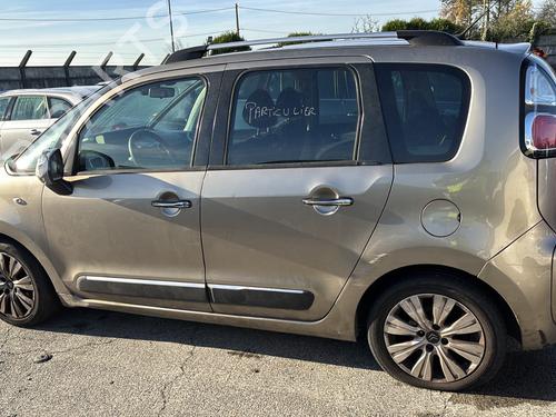 Fuse box CITROËN C3 Picasso (SH_) 1.6 HDi | BP24428048E1  - Image 10