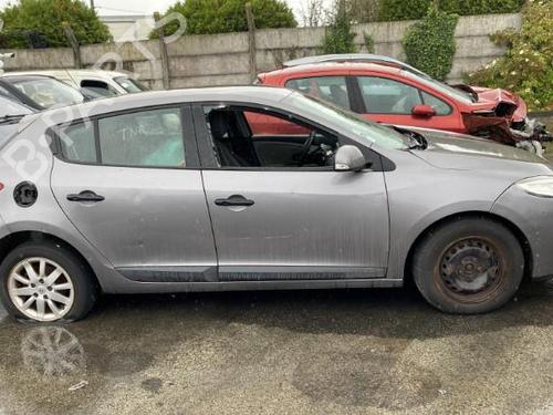 Fuse box RENAULT MEGANE III Hatchback (BZ0/1_, B3_) 1.5 dCi | BP19989184E1 
