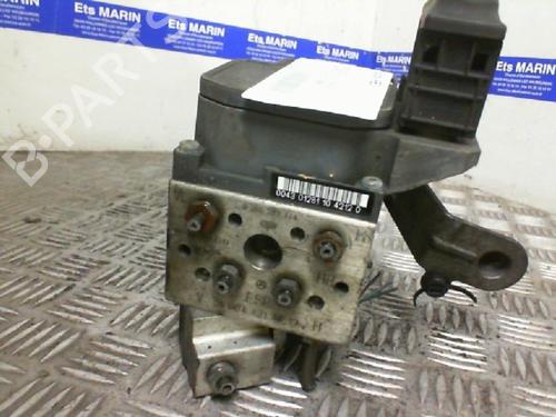 Used ABS pump MERCEDES-BENZ S-CLASS (W220) S 320 CDI (220.026, 220.126) (197 hp) 20035419