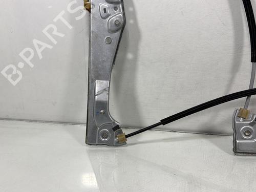 Rudehejsemekanisme Højre foran CITROËN C4 CACTUS 1.2 VTi 82 | BP29612657C23