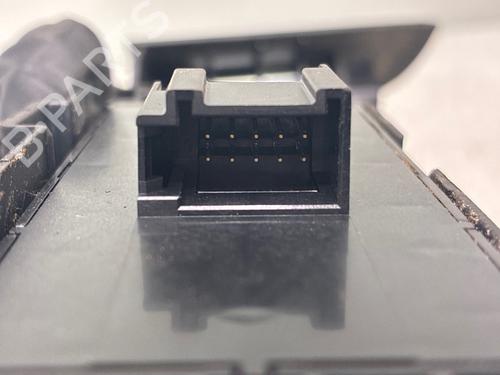 Used Left front window switch Left front window switch AUDI Q2 (GAB, GAG) 35 TFSI (150 hp) 35896663 35896663