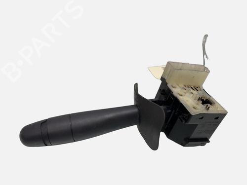 Commodo Essuie Glace / Phare Commodo Essuie Glace / Phare RENAULT CLIO II (BB_, CB_) 1.5 dCi (B/C2J) (68 hp) 39902809 39902809