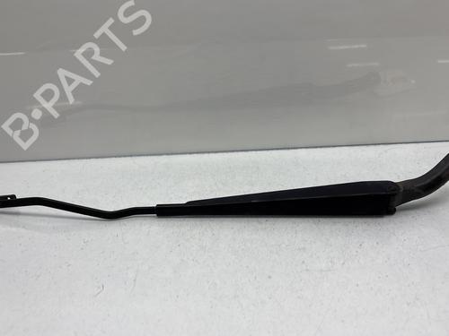 Used Front windshield wiper arm VOLVO S60 I (384) 2.4 (140 hp) 29212328