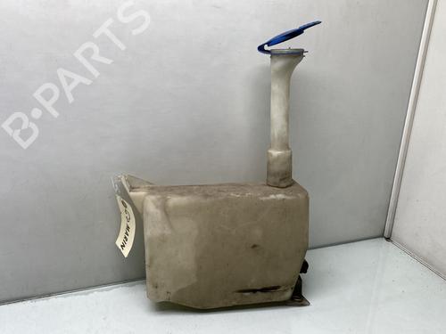 Used Windscreen washer tank Windscreen washer tank 31887011 31887011