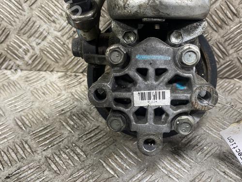 Used Steering pump Steering pump TOYOTA AVENSIS Estate (_T25_) 2.0 D-4D (ADT250_, ADT250R) (126 hp) 31887147 31887147