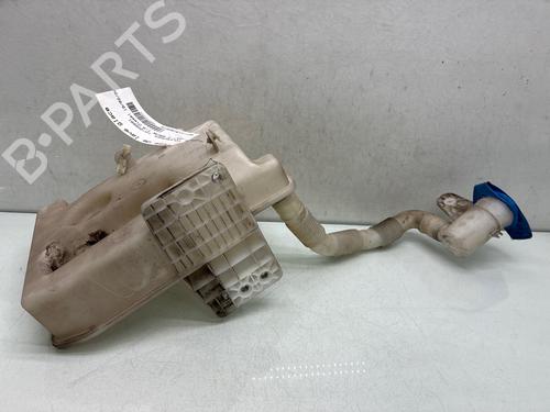 Used Windscreen washer tank Windscreen washer tank 39138959 39138959