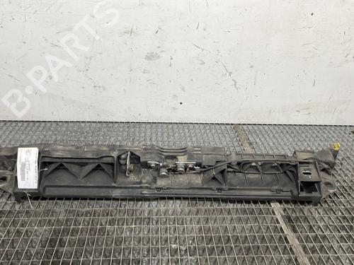 Tverrbjelke PEUGEOT 308 II (LB_, LP_, LW_, LH_, L3_) 1.6 HDi / BlueHDi 115 (115 hp) 31881032