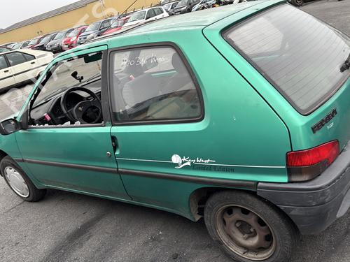 Right front indicator PEUGEOT 106 II (1A_, 1C_) 1.0 i | BP26952671C33 