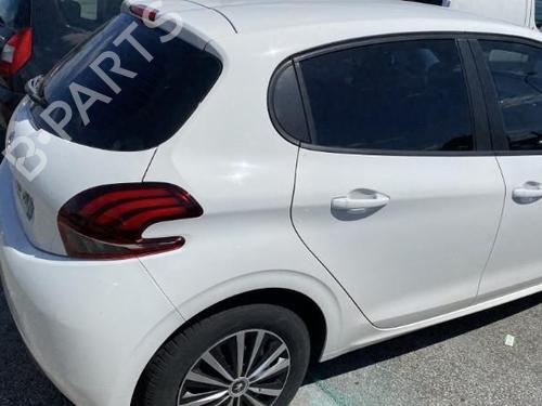 Right front door PEUGEOT 208 I (CA_, CC_) 1.2 VTI 82 | BP32208328C3 