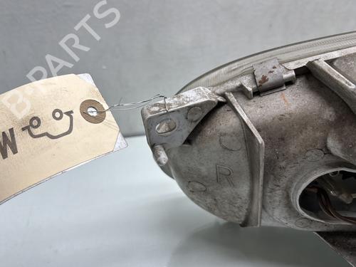 Right headlight VW GOLF V (1K1) 2.0 FSI | BP28127236C29 