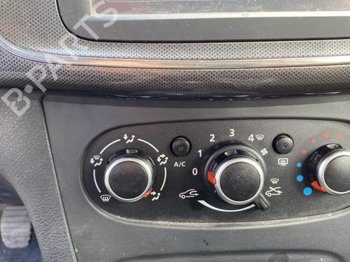 Rear fog light DACIA SANDERO II TCe 90 (B8M1, B8MA, B8AC) | BP38549931C37 - Image 19