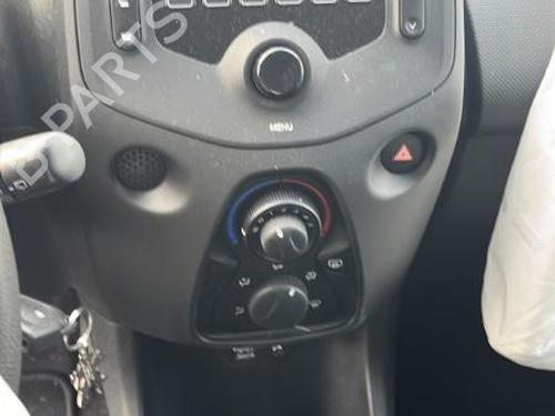 Instrument cluster PEUGEOT 108 1.0 VTi 72 | BP30887411C47 - Image 12