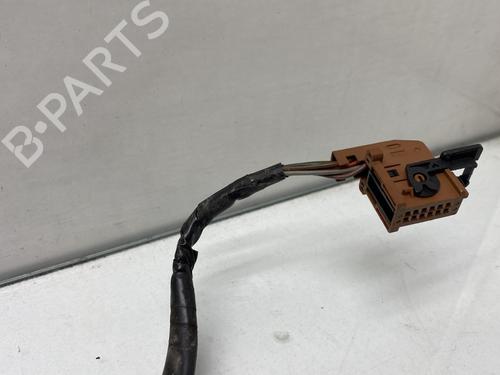 Left mirror PEUGEOT 407 (6D_) 2.0 HDi 135 (6DRHRH, 6DRHRE, 6DRHRG, 6DRHRJ) | BP31379824C26 