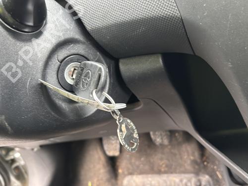 Left front window switch TOYOTA YARIS (_P9_) 1.4 D-4D (NLP90_, NLP90R) | BP27404721I27 