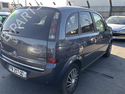 Front left quarter glass OPEL MERIVA A MPV (X03) 1.3 CDTI (E75) | BP31807330C111 