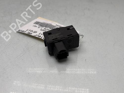 Right front window switch PEUGEOT 407 SW (6E_, 6D_) 1.6 HDi 110 | BP28281664I26 