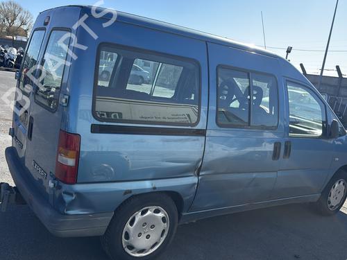 Left headlight PEUGEOT EXPERT Van (222) 2.0 | BP29377817C28 