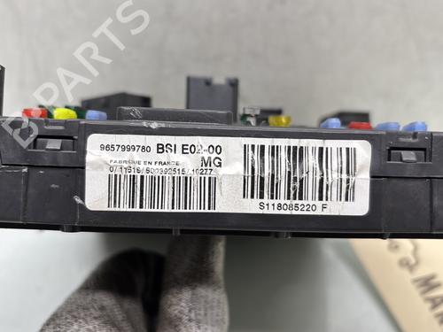 Fuse box PEUGEOT 206+ (2L_, 2M_) 1.1 | BP30082652E1 