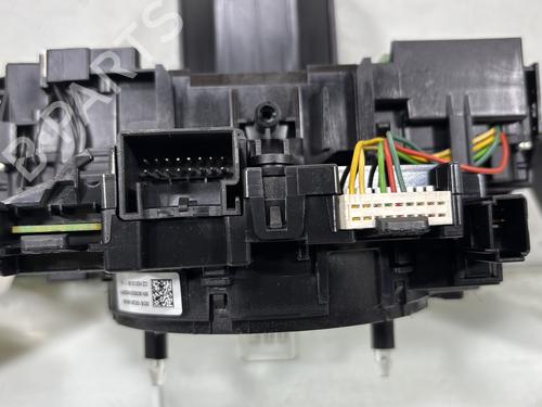 Used Steering column stalk Steering column stalk VW GOLF VI (5K1) 1.6 TDI (105 hp) 31308279 31308279