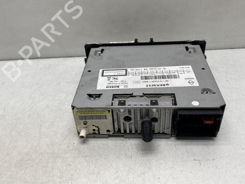Used Radio Radio RENAULT FLUENCE (L3_) 1.5 dCi (L30S) (90 hp) 26295917 26295917