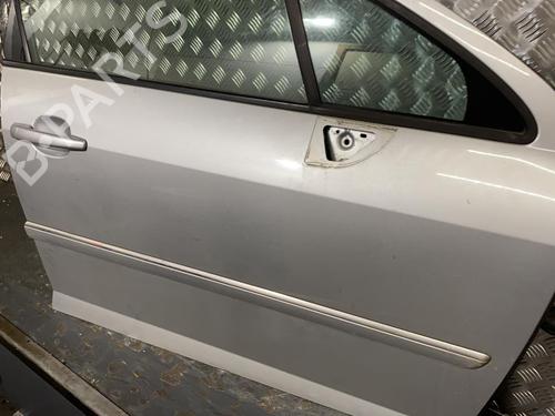 Used Right front door Right front door PEUGEOT 407 (6D_) 2.0 HDi 135 (6DRHRH, 6DRHRE, 6DRHRG, 6DRHRJ) (136 hp) 34450030 34450030