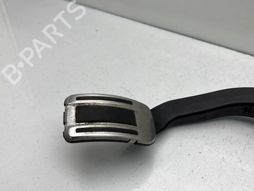 Pedal Pedal PEUGEOT 5008 II (MC_, MJ_, MR_, M4_) 1.2 THP (MRHNYH, MRHNYW, MRHNSJ, MRHNSU, MRHNSM) (131 hp) 23906450 23906450