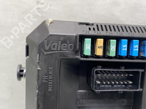 Fuse box PEUGEOT 208 I (CA_, CC_) 1.5 BlueHDI 100 | BP21373046E1 
