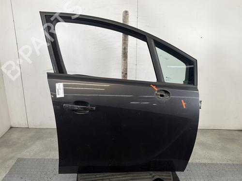 Used Right front door OPEL MERIVA B MPV (S10) 1.3 CDTI (75) (95 hp) 32062550