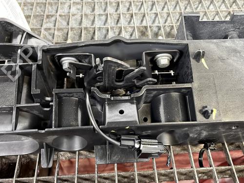 crossmember-renault-clio-iv-bh_-2012-2013-2014-2015-2016-2017-2018-2019-2020-2021-30933045 main image