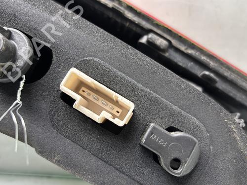 Used Right tailgate light Right tailgate light CITROËN C5 II (RC_) 2.0 HDi (RCRHRH) (136 hp) 31881000 31881000