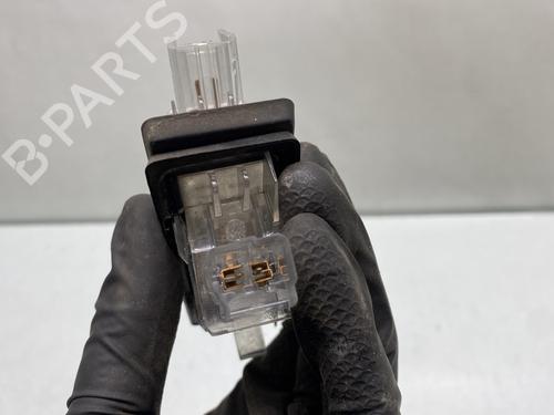 Éclairage de plaque d'immatriculation RENAULT GRAND SCÉNIC III (JZ0/1_) 1.6 dCi (JZ00, JZ12) | BP30791401I40