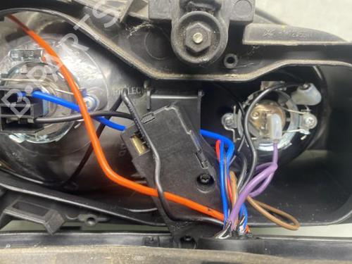 Left headlight FORD MONDEO III (B5Y) 1.8 16V | BP19954092C28 