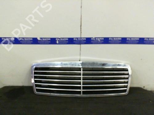 Used Grille MERCEDES-BENZ E-CLASS (W210) [1995-2003]  19987348