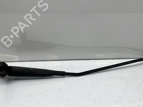 Used Front windshield wiper arm RENAULT KANGOO (KC0/1_) [1997-2025]  19987345